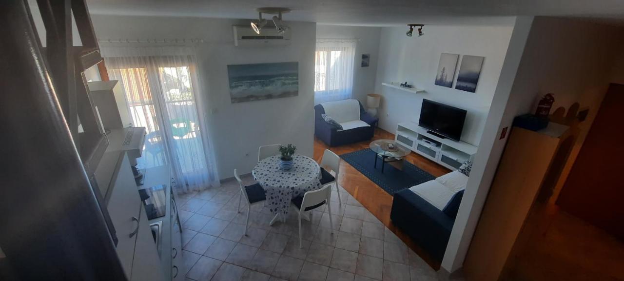 Apartment Dorami Malinska Extérieur photo